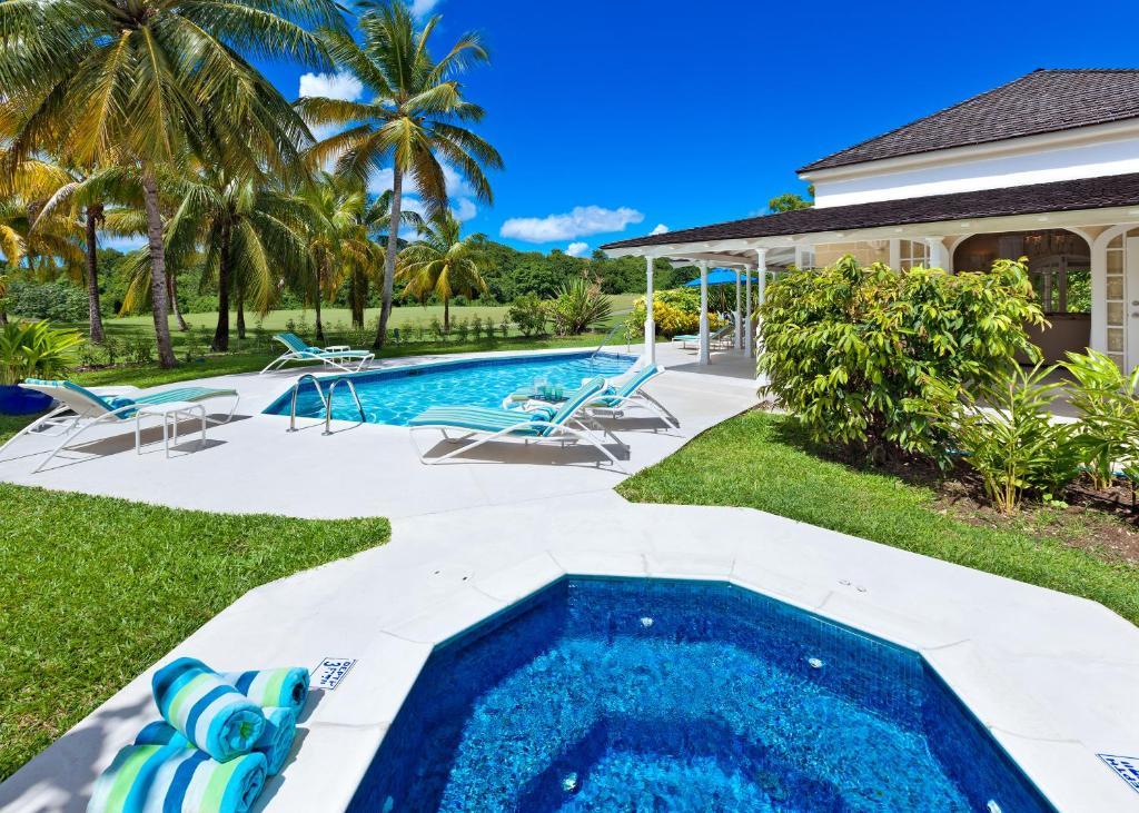 Coconut Grove 1, Luxury Villa By Island Villas Saint James Room photo